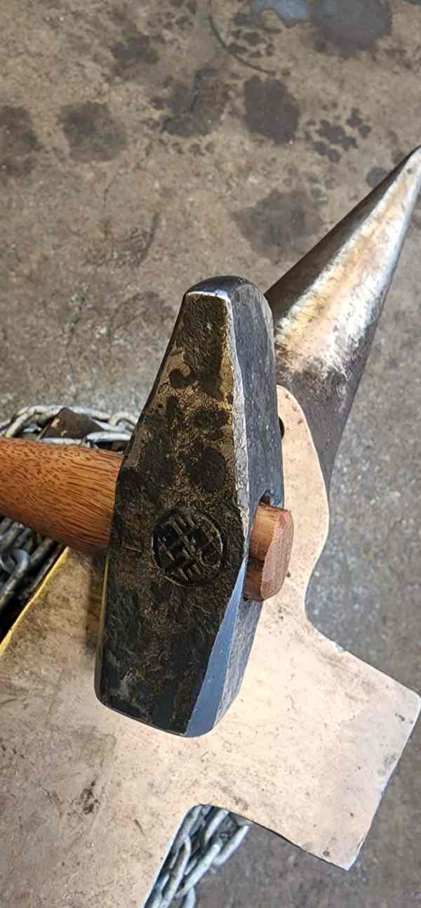 Blacksmithing Cross Peen hammer